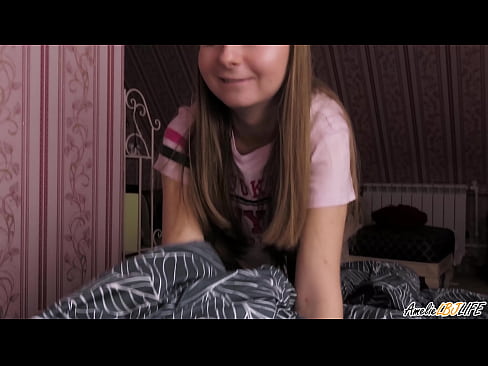❤️ Blondīne dziļi sūc savu BFF un saņem spermu mutē ❤ Anāls porno pie porno lv.villagesexvideos.ru ❤